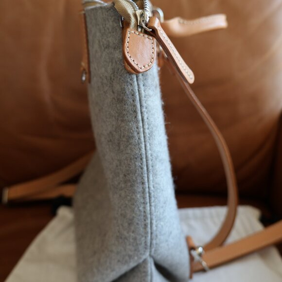 Graf Lantz Bedford Midi Backpack in Granite Merino Wool and Vachetta Leather - Picture 4 of 15